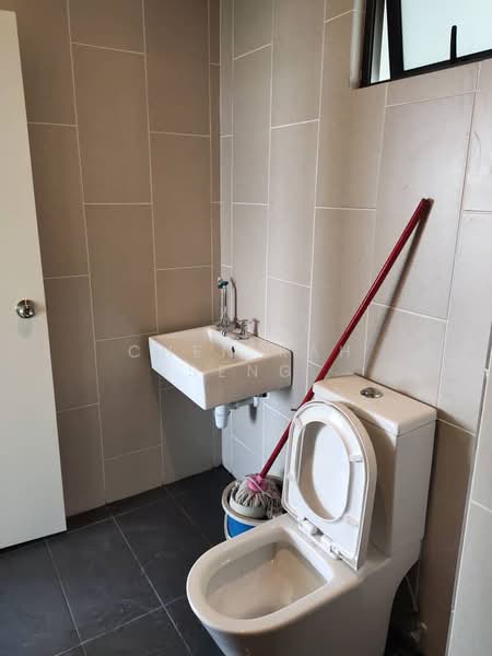 Kondominium untuk Dijual di The Andes Condo Villa @ Bukit Jalil - Chen Kah Seng - Bathroom - PropertyGuru.com.my