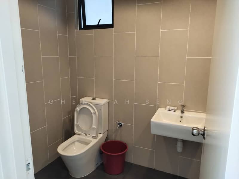 Kondominium untuk Dijual di The Andes Condo Villa @ Bukit Jalil - Chen Kah Seng - Bathroom - PropertyGuru.com.my