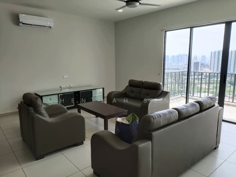 Kondominium untuk Dijual di The Andes Condo Villa @ Bukit Jalil - Chen Kah Seng - Living Room - PropertyGuru.com.my