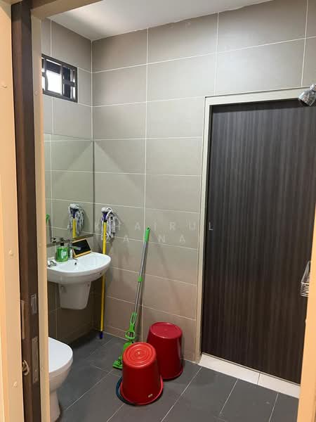 2-storey Terraced House for Sale in Shah Alam (Selangor) - Khairul Zainal - Bathroom - PropertyGuru.com.my