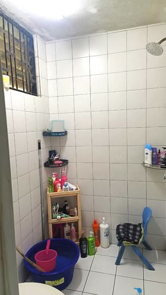 Rumah Teres 1.5 Tingkat untuk Dijual di Taman Melodies (Johor Bahru) - Karl Lim - Bathroom - PropertyGuru.com.my