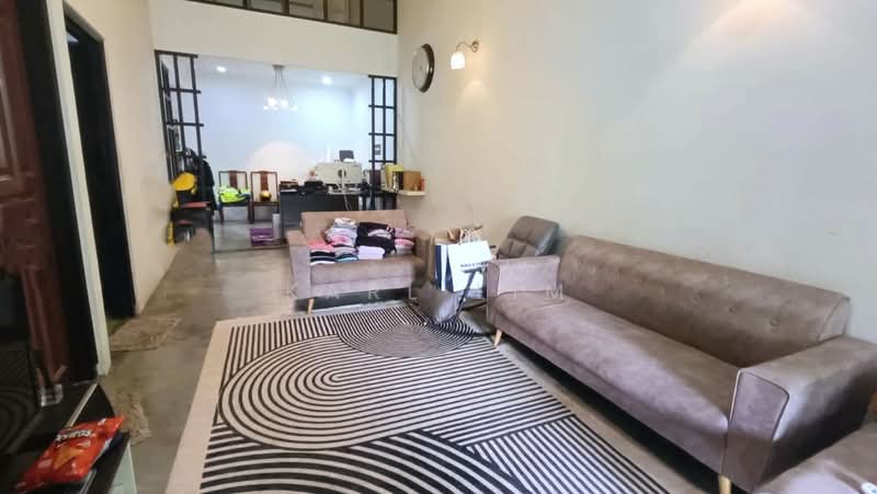 Rumah Teres 1.5 Tingkat untuk Dijual di Taman Melodies (Johor Bahru) - Karl Lim - Living Room - PropertyGuru.com.my