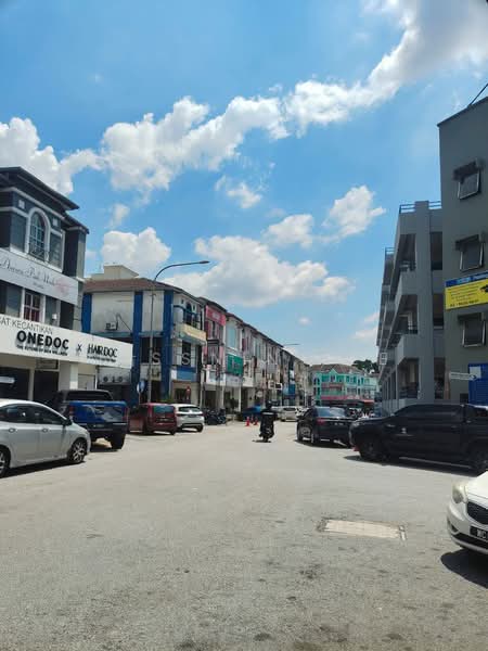 Shop for Rent in Taipan Business Centre (Subang Jaya) - Cassnin Lee - Exterior - PropertyGuru.com.my