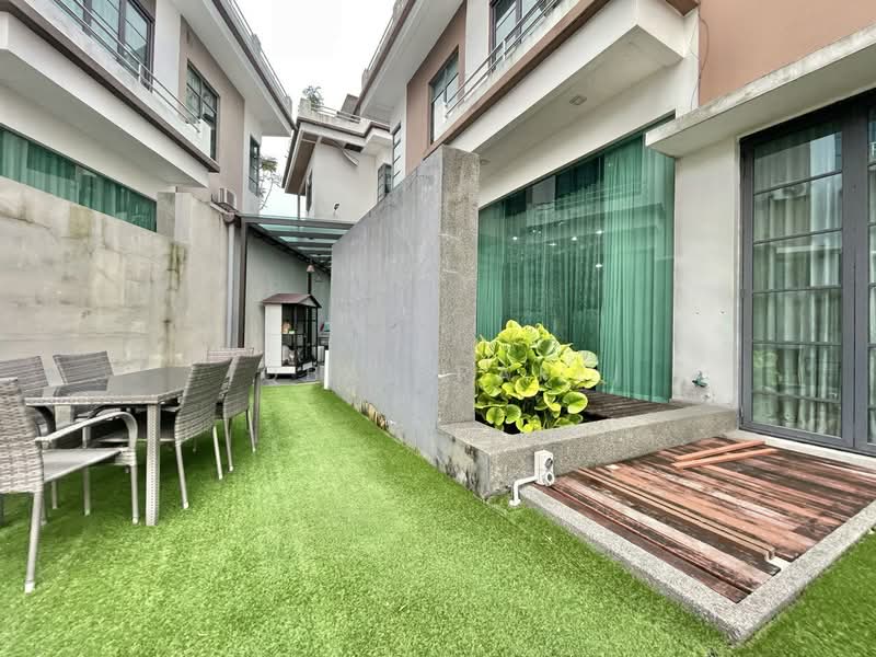 Semi-Detached House for Sale in Bukit Jelutong (Shah Alam) - Iqbal Rafei - Exterior - PropertyGuru.com.my