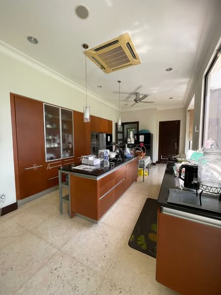 Bungalow for Sale in Kayangan Heights (Shah Alam) - Aizat Saifulrullah - Kitchen - PropertyGuru.com.my