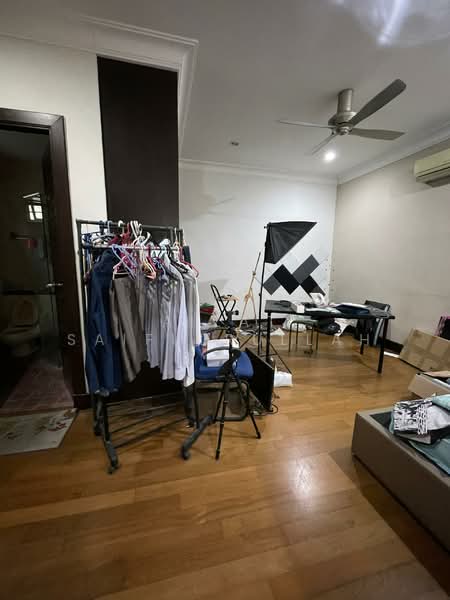Bungalow for Sale in Kayangan Heights (Shah Alam) - Aizat Saifulrullah - Interior - PropertyGuru.com.my