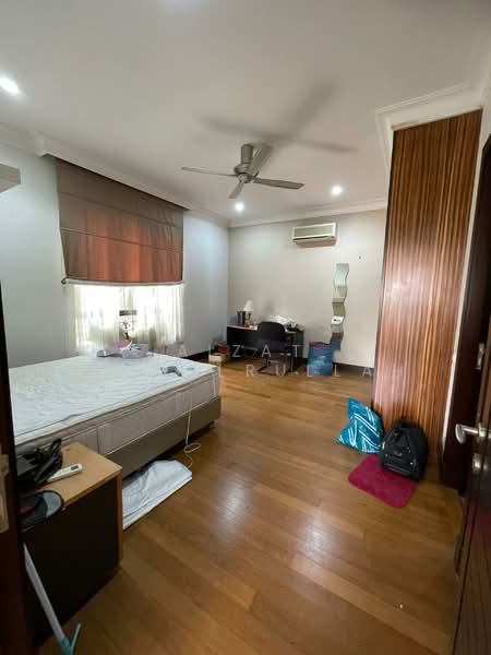 Bungalow for Sale in Kayangan Heights (Shah Alam) - Aizat Saifulrullah - Bedroom - PropertyGuru.com.my