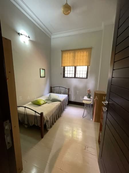 Bungalow for Sale in Kayangan Heights (Shah Alam) - Aizat Saifulrullah - Bedroom - PropertyGuru.com.my