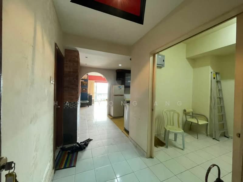 Apartment for Sale at Larkin Utama (Menara Metro Larkin) - Han Yong Ang - Corridor - PropertyGuru.com.my