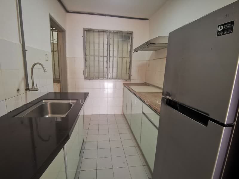 Pangsapuri untuk Disewa di Taman Kristal - Lucas Foo - Kitchen - PropertyGuru.com.my