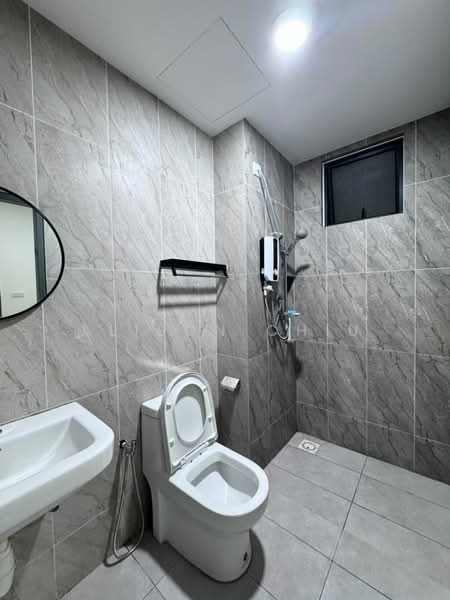 Condominium for Sale at The Herz - Alison Chiu - Bathroom - PropertyGuru.com.my