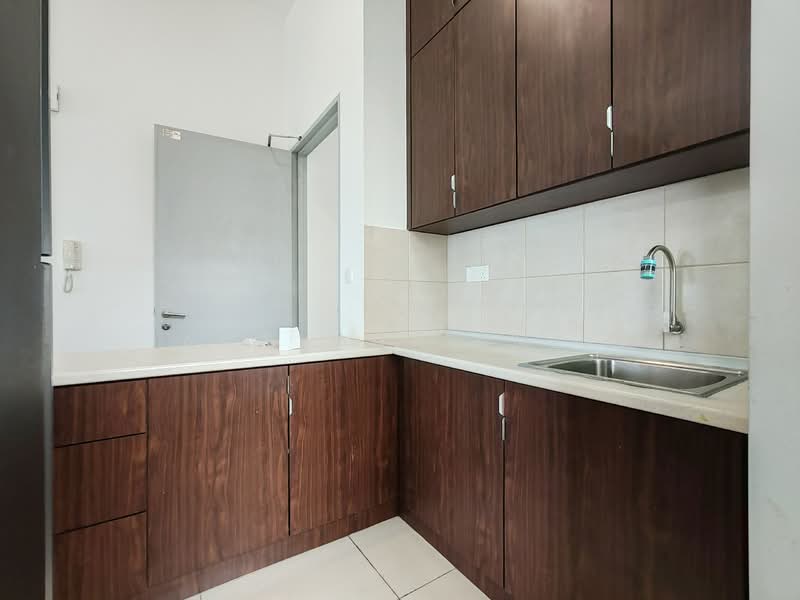 Service Residence for Rent at Gaya Resort Homes - Amsyar Jamil - Kitchen - PropertyGuru.com.my