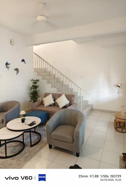 Terraced House for Sale in Taman Sengkang (Pasir Panjang) - Chen Kah Seng - Living Room - PropertyGuru.com.my