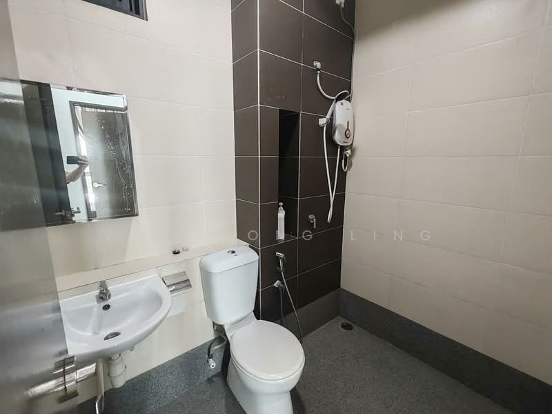 Service Residence for Sale at 8Scape Residence @ Sutera - Siau Tong Ling - PropertyGuru.com.my