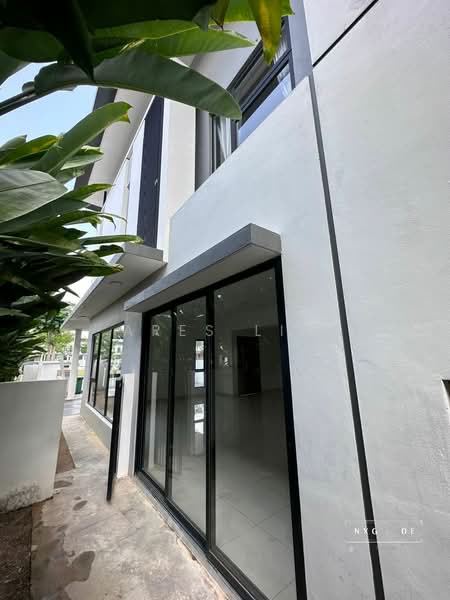 Semi-Detached House for Rent in Bandar Tropicana Aman (Telok Panglima Garang) - Ares Lim - Exterior - PropertyGuru.com.my