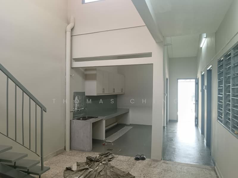 Rumah Teres 1 Tingkat untuk Disewa di Taman Shanghai (Jalan Klang Lama (Old Klang Road)) - Thomas Ching - Kitchen - PropertyGuru.com.my