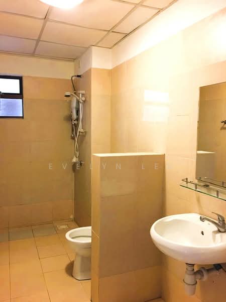 Kondominium untuk Disewa di Rivercity Condominium - Evelyn Lee - Bathroom - PropertyGuru.com.my