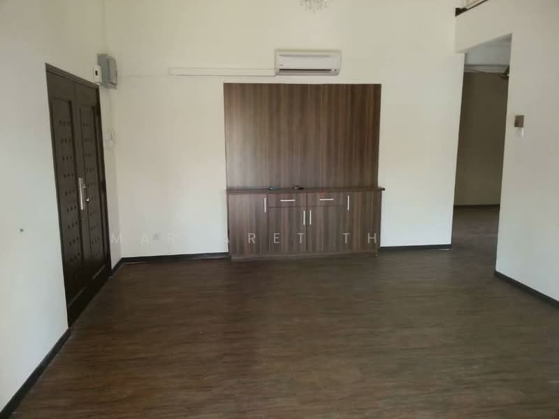 Rumah Banglo untuk Dijual di Kampung Tunku (Petaling Jaya) - Margaret Than - Living Room - PropertyGuru.com.my