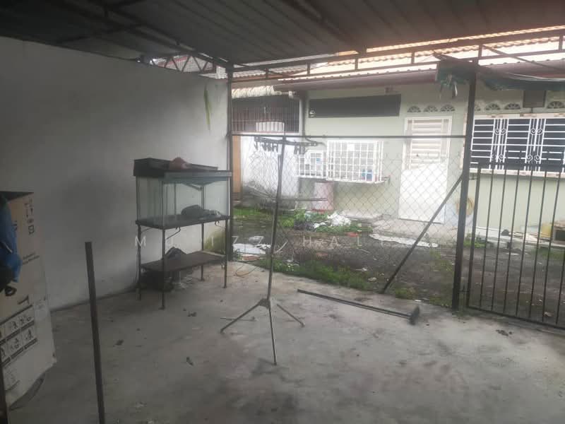 1-storey Terraced House for Sale in Kampung Delek Kanan (Klang) - Mu'izz Halim - PropertyGuru.com.my