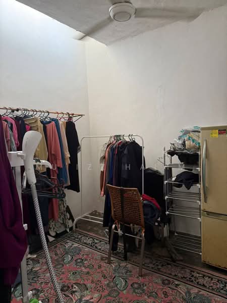 1-storey Terraced House for Sale in Kampung Delek Kanan (Klang) - Mu'izz Halim - PropertyGuru.com.my