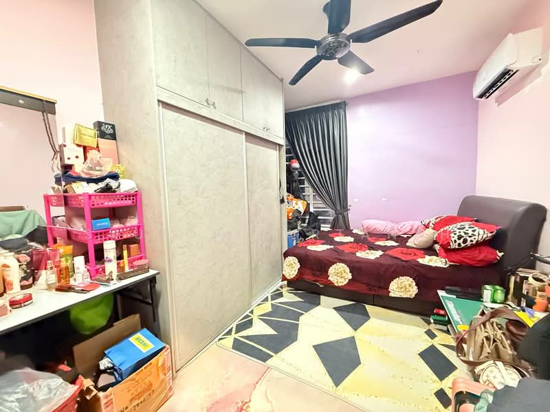 Pangsapuri untuk Dijual di Residensi Laguna Biru 2 - Syukor Hartanah - Bedroom - PropertyGuru.com.my