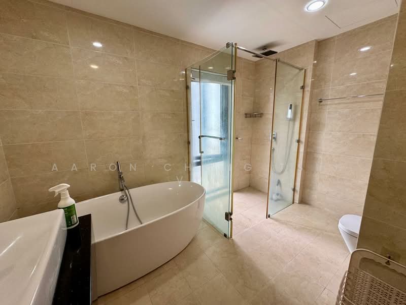 Condominium for Rent at Jesselton Residences - Aaron Chong Tsun Vui - Bathroom - PropertyGuru.com.my