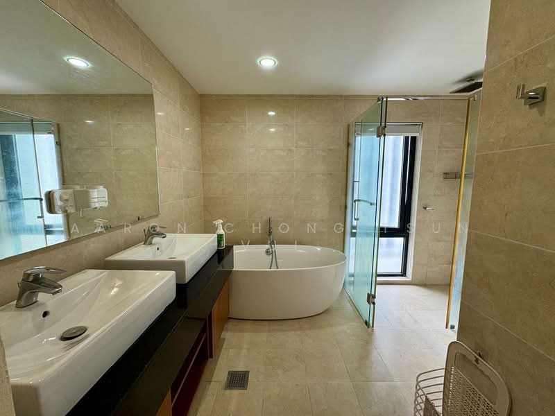 Condominium for Rent at Jesselton Residences - Aaron Chong Tsun Vui - Bathroom - PropertyGuru.com.my