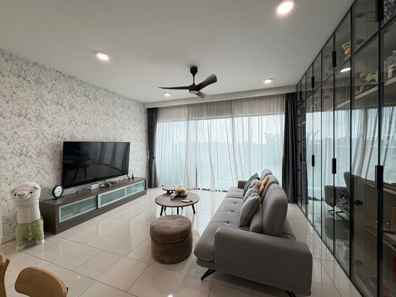 Kondominium untuk Dijual di One Central Park - Bao Jie - Living Room - PropertyGuru.com.my