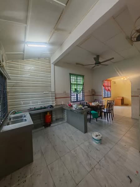 1-storey Terraced House for Rent in Ulu Tiram (Johor) - Yap Sin Chen - Kitchen - PropertyGuru.com.my