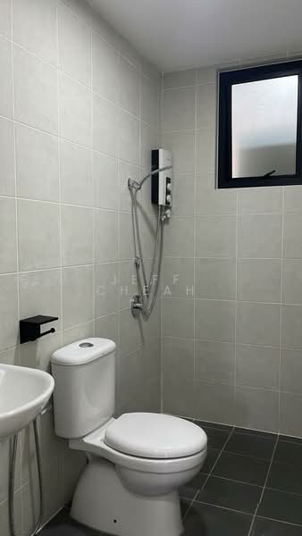Servis Apartment untuk Disewa di MKH Boulevard II - Jeff Cheah - Bathroom - PropertyGuru.com.my