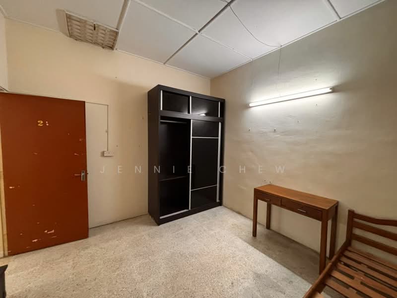 Rumah Teres 2 Tingkat untuk Disewa di Taman Abad (Johor Bahru) - Jennie Chew - Bedroom - PropertyGuru.com.my