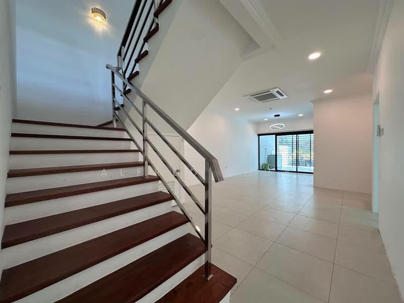 Semi-Detached House for Sale in Green Heights (Kuching) - Alfred Chua - Interior - PropertyGuru.com.my