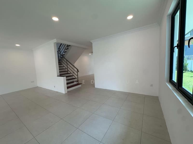 Semi-Detached House for Sale in Green Heights (Kuching) - Alfred Chua - Living Room - PropertyGuru.com.my