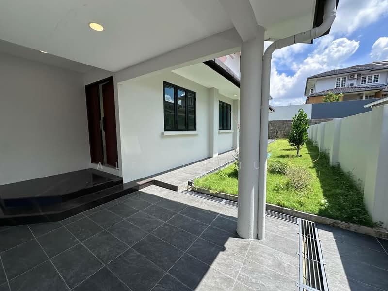 Semi-Detached House for Sale in Green Heights (Kuching) - Alfred Chua - Exterior - PropertyGuru.com.my