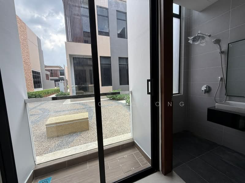 2-storey Terraced House for Sale in Puteri Harbour (Iskandar Puteri (Nusajaya)) - Benson Chong - Bathroom - PropertyGuru.com.my