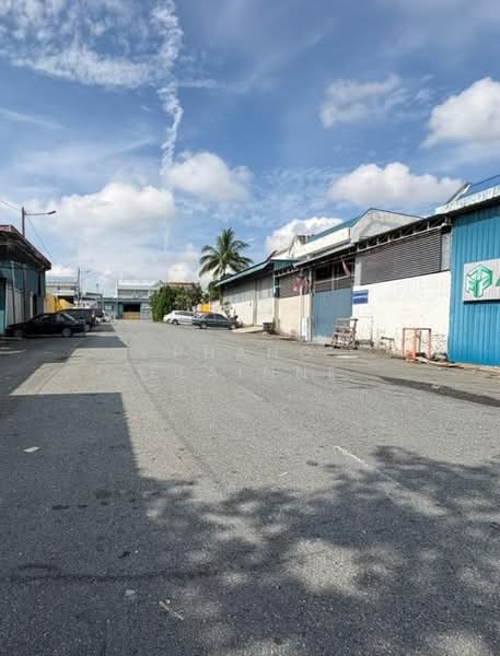 Semi-D Factory for Sale in Taman Universiti (Skudai) - Phang Elainne - Exterior - PropertyGuru.com.my