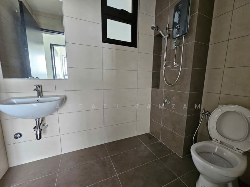 Condominium for Sale at Setia Seraya Residences - Wardatu Zamzam - Bathroom - PropertyGuru.com.my