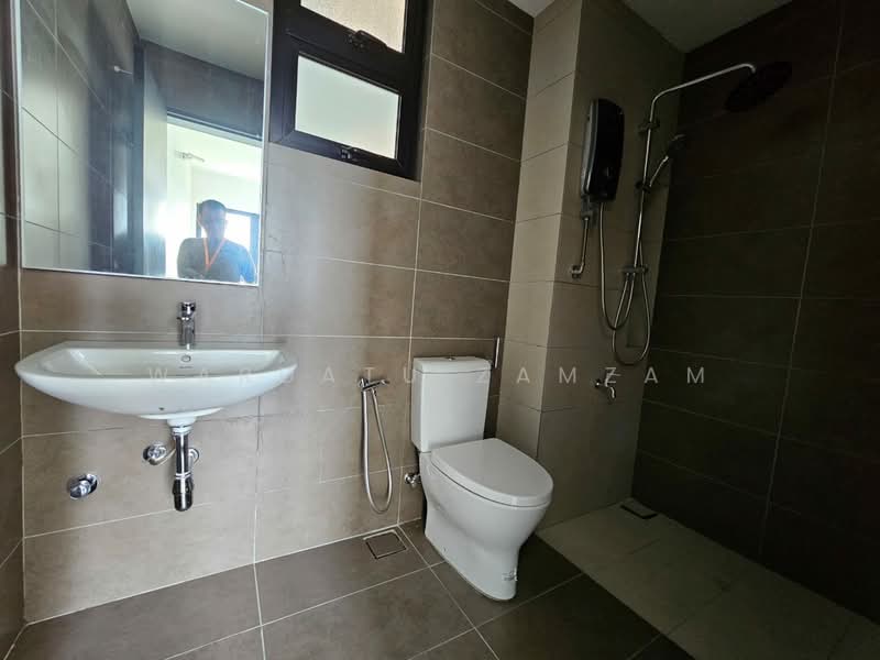Condominium for Sale at Setia Seraya Residences - Wardatu Zamzam - Bathroom - PropertyGuru.com.my