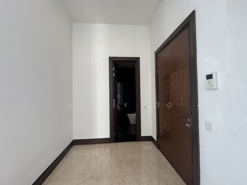 Kediaman Servis untuk Disewa di Ken Bangsar - Ashley Foo - Entrance Corridor & Powder Room - PropertyGuru.com.my