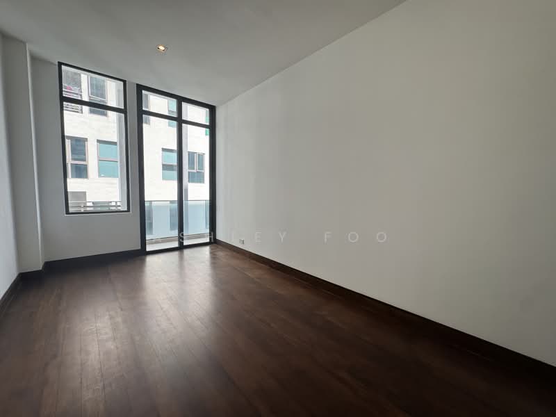 Kediaman Servis untuk Disewa di Ken Bangsar - Ashley Foo - 3rd Bedroom with balcony & Ensuite - PropertyGuru.com.my