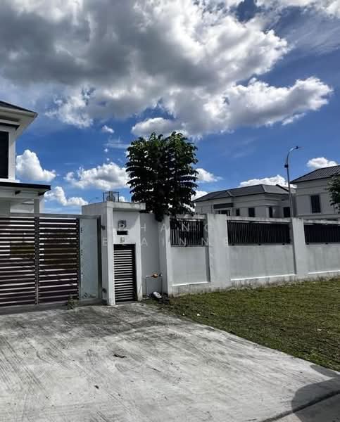 Rumah Berkembar untuk Disewa di Setia Tropika (Johor Bahru) - Phang Elainne - Exterior - PropertyGuru.com.my