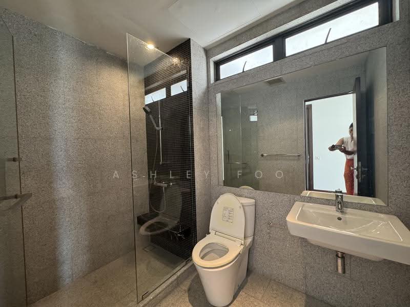 Kediaman Servis untuk Disewa di Ken Bangsar - Ashley Foo - 2nd Bathroom - PropertyGuru.com.my