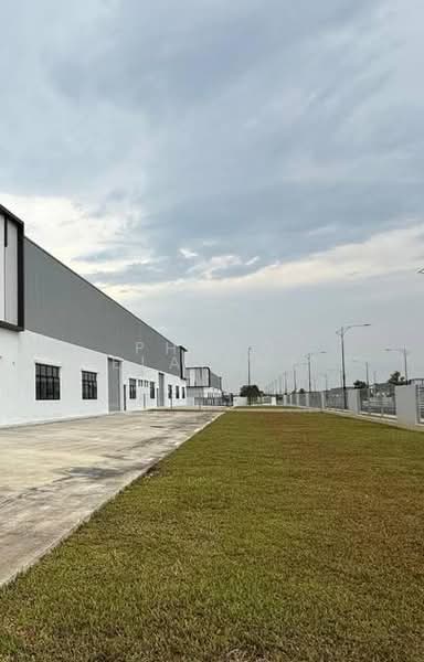 Cluster Factory for Rent in Eco Business Park 1 (Johor Bahru) - Phang Elainne - Exterior - PropertyGuru.com.my