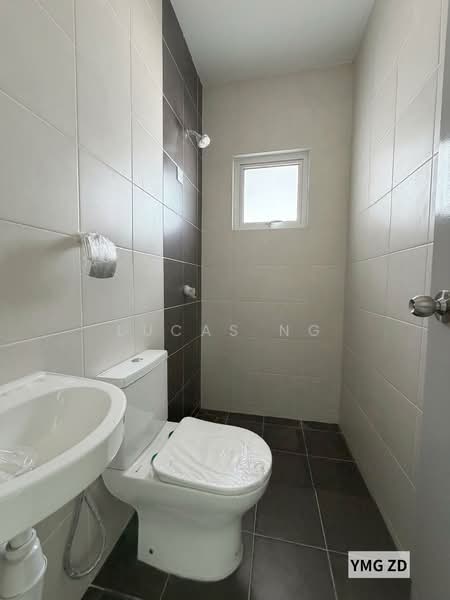 2-storey Terraced House for Sale in Kota Bayuemas (Klang) - Lucas Ng - Bathroom - PropertyGuru.com.my