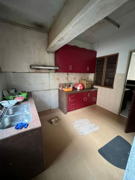 Rumah Teres 2 Tingkat untuk Dijual di Skudai (Johor) - Jennie Ooi - Kitchen - PropertyGuru.com.my