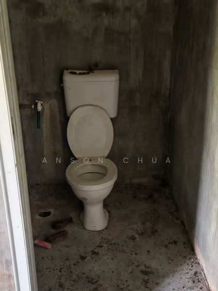 Tanah Pertanian untuk Dijual di Tanjung Sedili (Sedili Besar) - Anson Chua - Bathroom - PropertyGuru.com.my