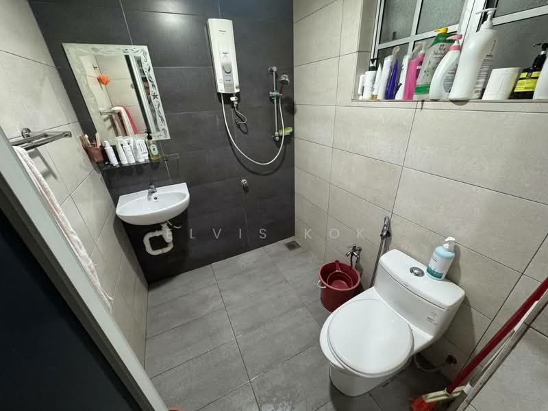2-storey Terraced House for Sale in Bandar Puteri Puchong (Puchong) - Elvis Kok - Bathroom - PropertyGuru.com.my