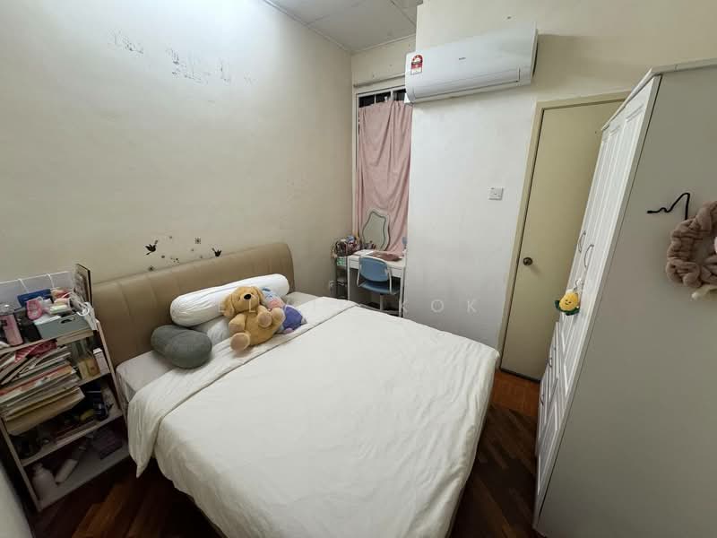 2-storey Terraced House for Sale in Bandar Puteri Puchong (Puchong) - Elvis Kok - Bedroom - PropertyGuru.com.my