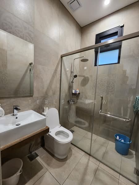 Bungalow for Sale in Seri Kembangan (Selangor) - Teresa Law - PropertyGuru.com.my