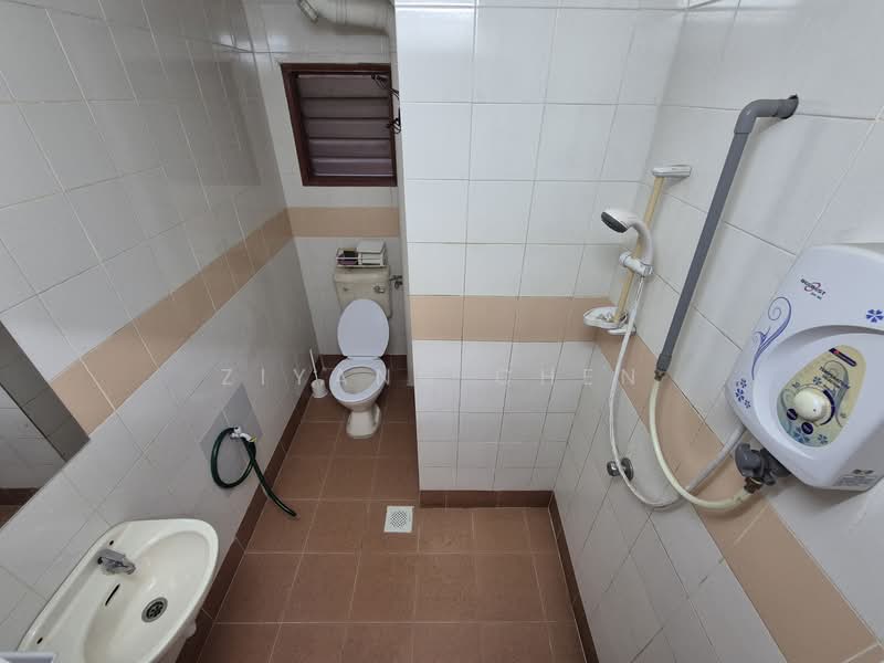 Pangsapuri untuk Disewa di Damai Apartment - Ziyang Chen - Bathroom - PropertyGuru.com.my